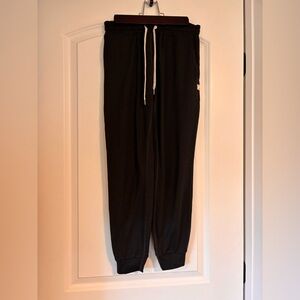 Vuori Performance Joggers